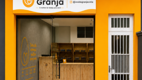 Ovo da Granja | Ovos Selecionados em Cotia | Extra, Jumbo e Caipira